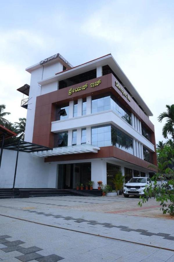 Shrreyas Inn Boarding & Lodging كوندابور المظهر الخارجي الصورة