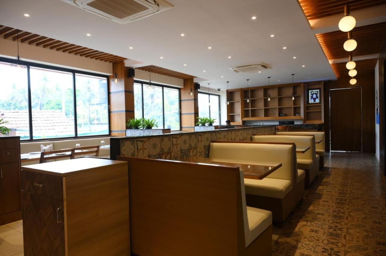 Shrreyas Inn Boarding & Lodging كوندابور المظهر الخارجي الصورة
