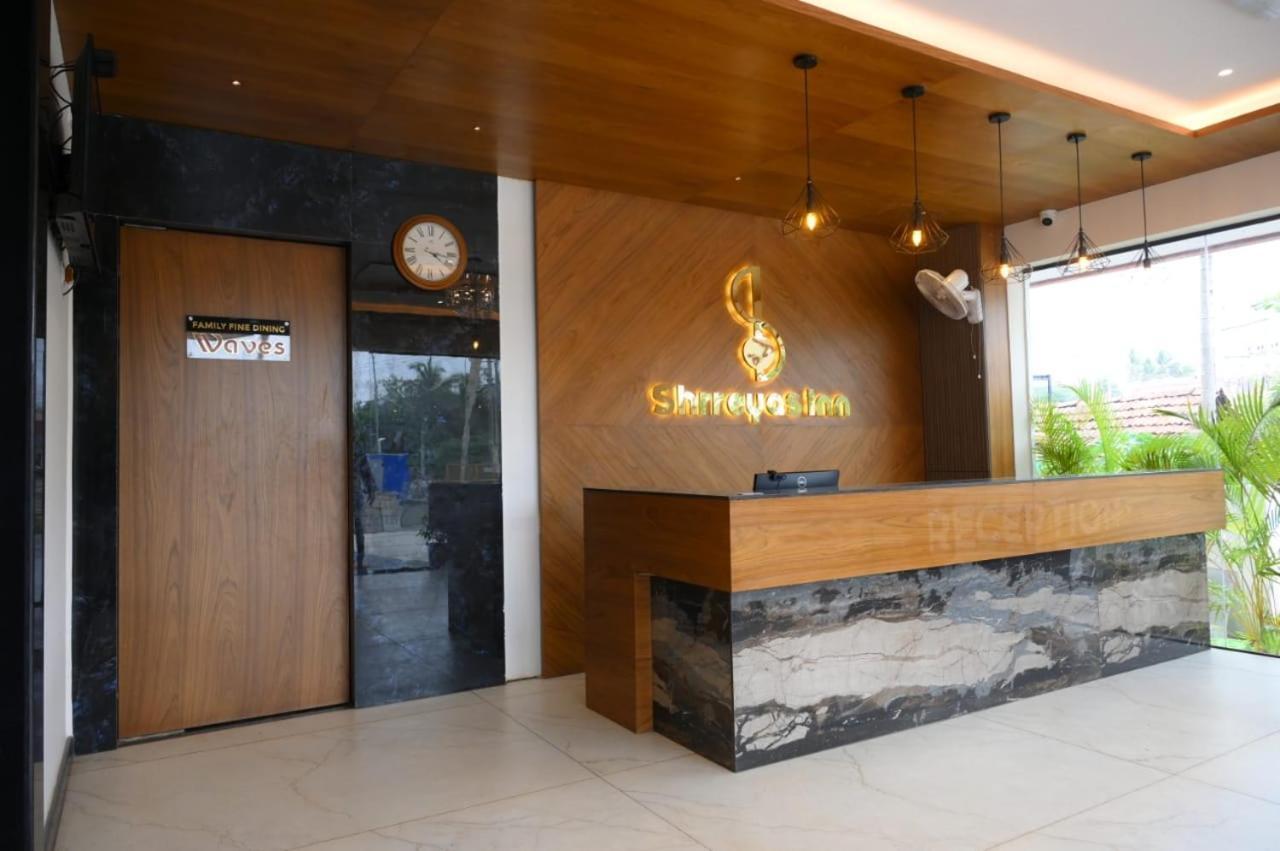 Shrreyas Inn Boarding & Lodging كوندابور المظهر الخارجي الصورة
